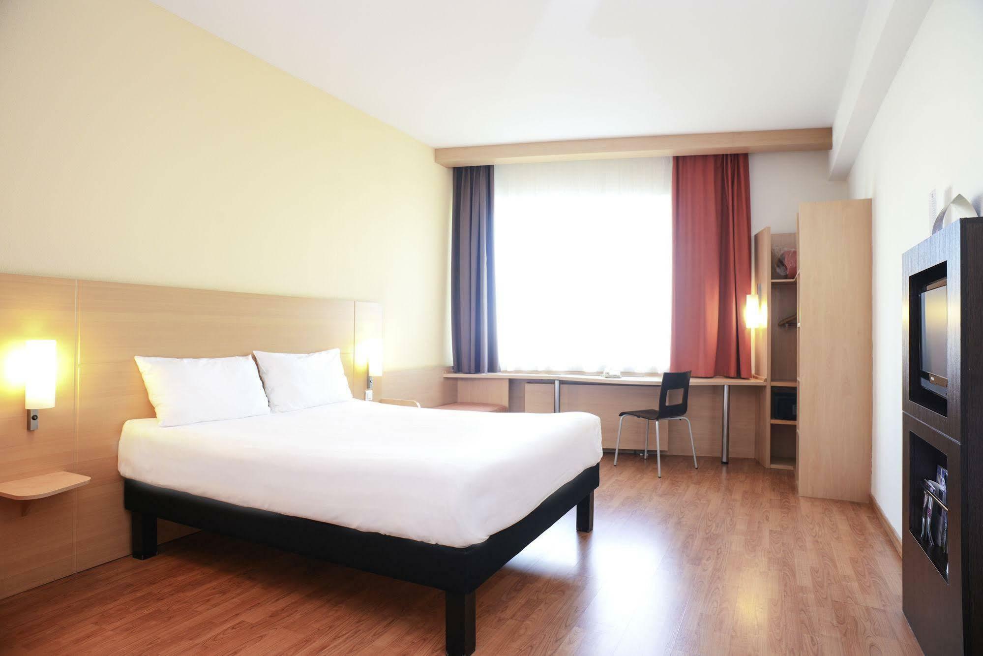 Ibis Centrum Hotel
